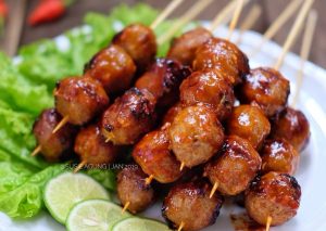 Bagaimana Menyiapkan Bakso Bakar Madu yang Lezat