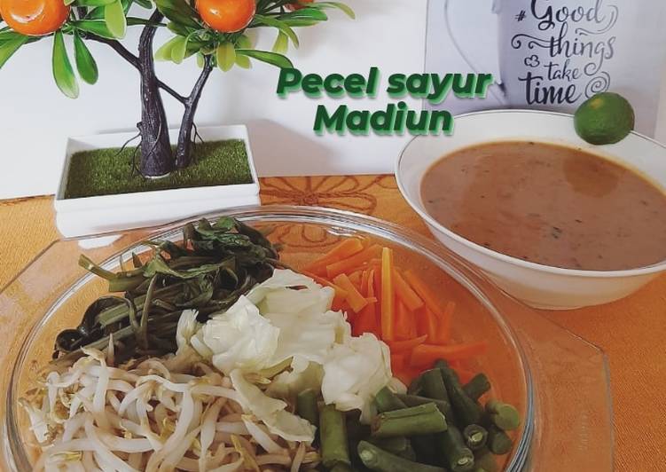 Bagaimana Menyiapkan Pecel Sayuran Anti Gagal