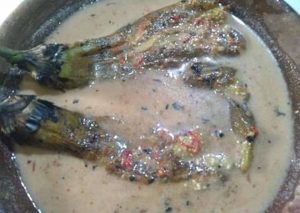 Bagaimana Menyiapkan Pecel terong bakar, Sempurna