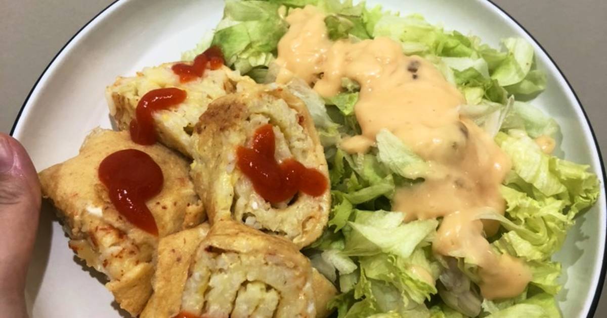Bagaimana Menyiapkan Rice Egg Roll (Nasi Telur Gulung) yang Enak