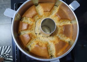 Cara Gampang Menyiapkan Thai Tea Cake, Enak Banget