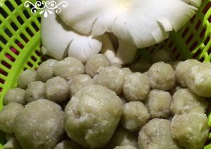 Langkah Mudah untuk Membuat Bakso Jamur Tiram, Bikin Ngiler