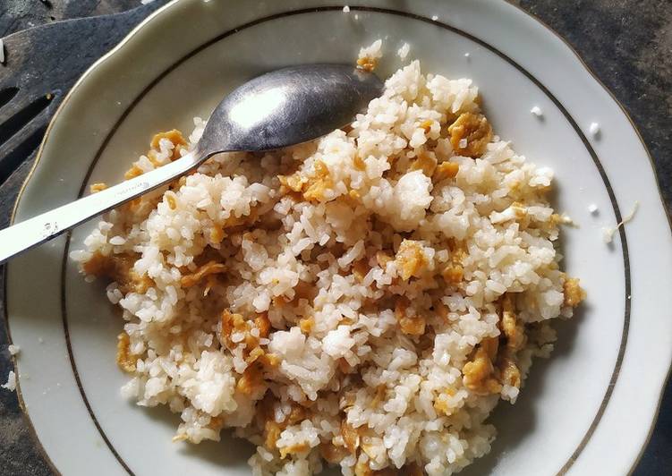 Langkah Mudah untuk Menyiapkan Nasi Telur Kukus Anti Gagal