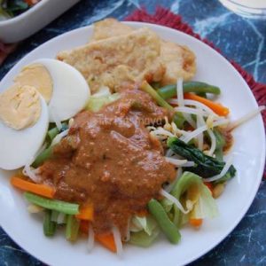 Bagaimana Membuat Pecel sayur, Enak Banget