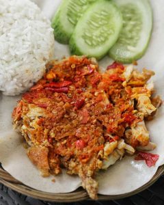 Resep Ayam geprek yang Enak Banget