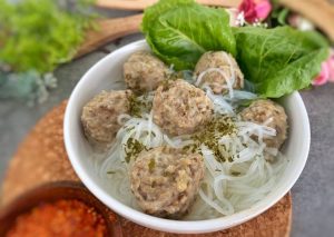 Resep Bakso Ayam Kulit Pisang, Menggugah Selera