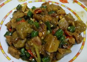 Resep Oseng Daging Bakso Lombok Ijo, Lezat