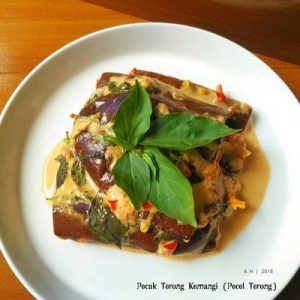 Resep Pecel Terong Kemangi Anti Gagal
