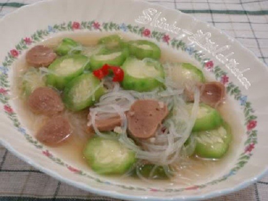 Resep Sayur oyong soun bakso yang Enak Banget