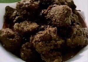 Cara Gampang Menyiapkan Rendang sapi baby kentang, Bisa Manjain Lidah