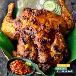 Download Ayam Panggang Utuh Terdekat Gif