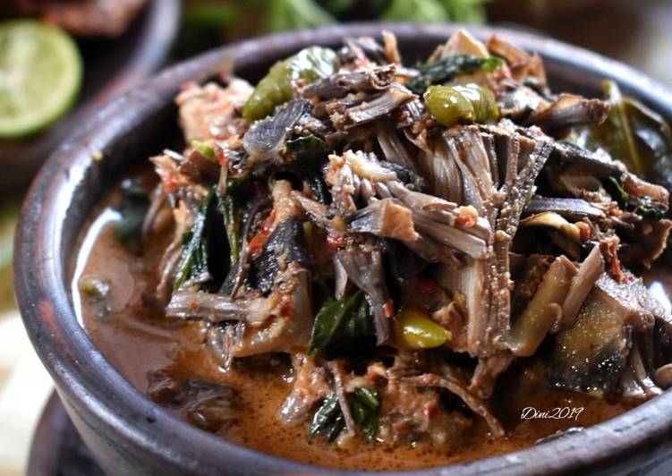 Resep Pecel ontong (jantung pisang) Anti Gagal